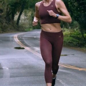 tracksmith session tights burgundy